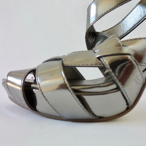 Guess by Marciano (Leather) - Picture 7 of 12